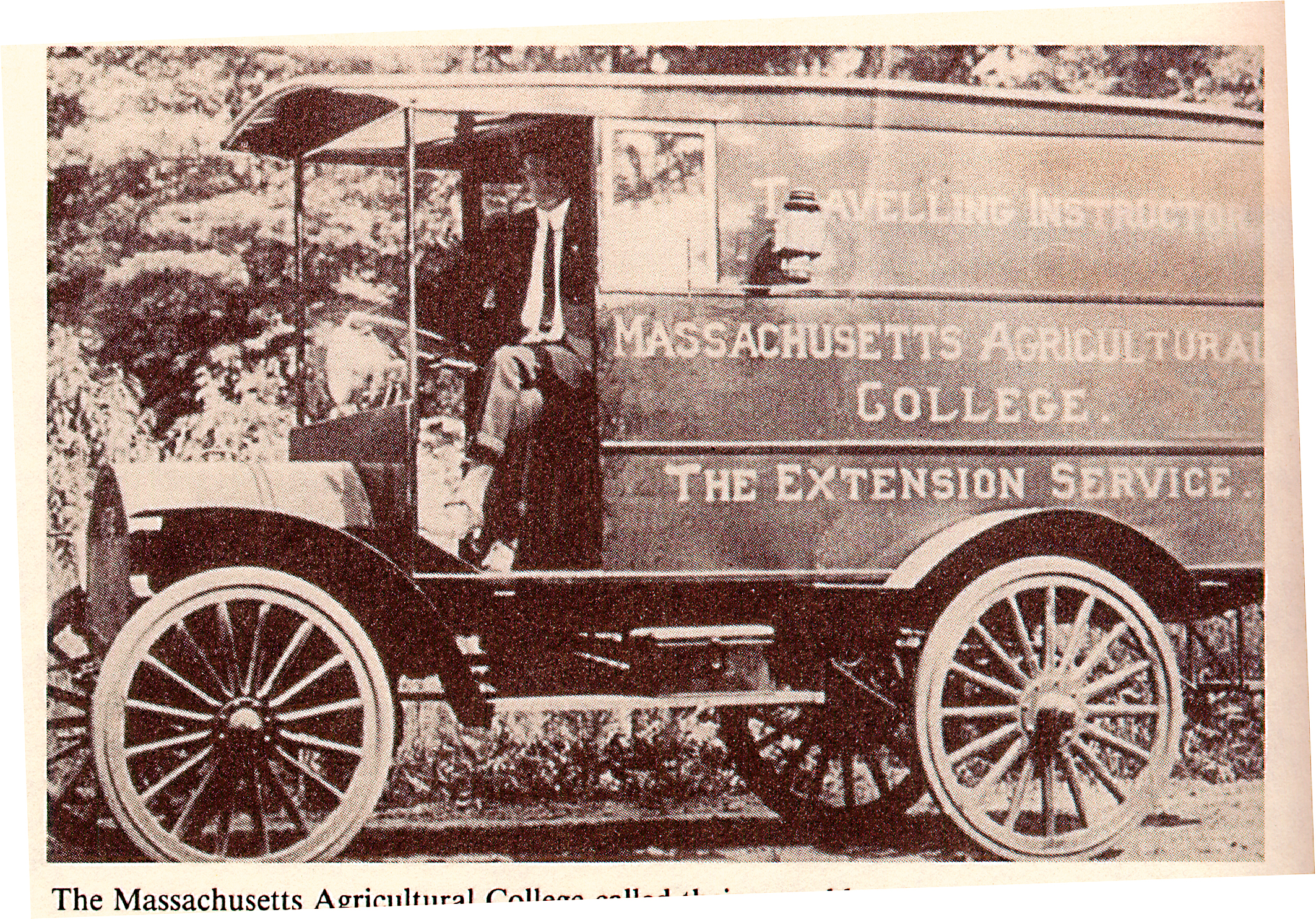 Archival photo of Massachusetts Extension Service mobile teaching unit