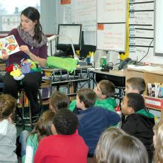Boston educator reads nutrition book to classroom