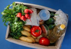 food pantry box of food