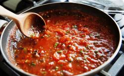 tomato sauce in pot